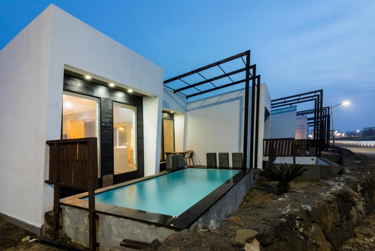 Aqua Beautique Poolvilla Jeju Exterior foto